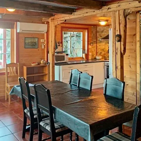 6 Person In * Hosteland