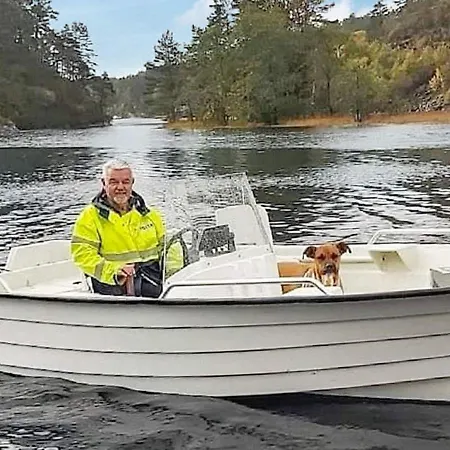 6 Person In Apartamento